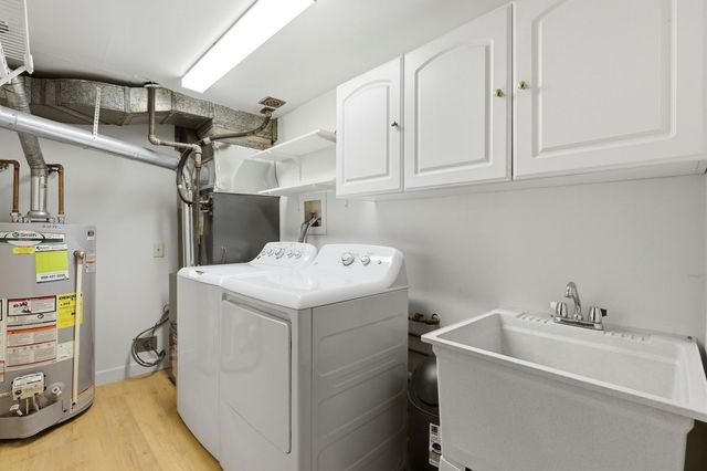 8216 Mulberry Court 8A, Palos Hills, IL 60465