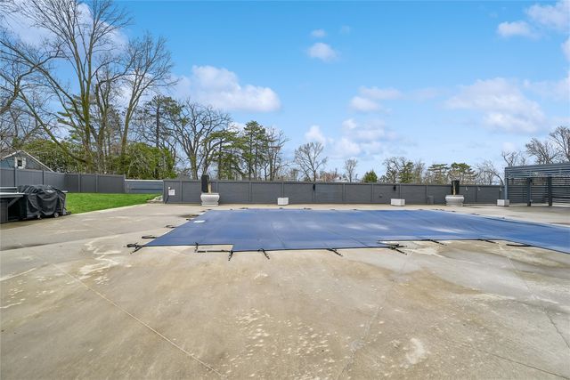 2222 1st Avenue NE 108, Cedar Rapids, IA 52402