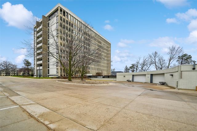 2222 1st Avenue NE 108, Cedar Rapids, IA 52402
