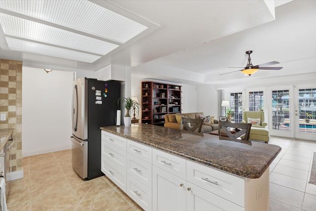 11290 W AMERINDIAN COURT, Crystal River, FL 34429