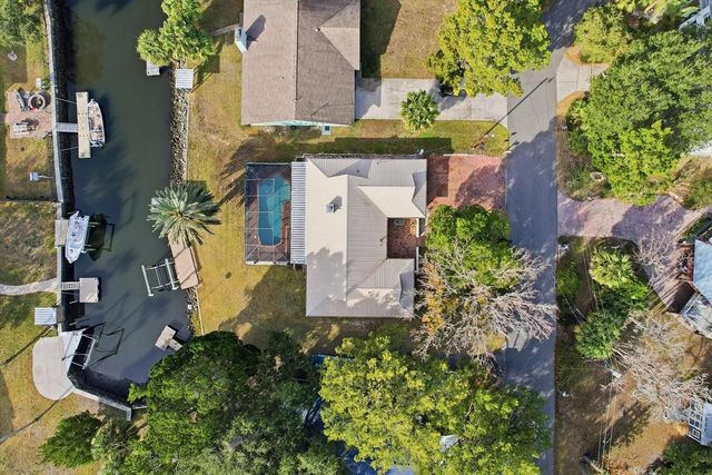 11290 W AMERINDIAN COURT, Crystal River, FL 34429