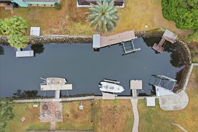 11290 W AMERINDIAN COURT, Crystal River, FL 34429