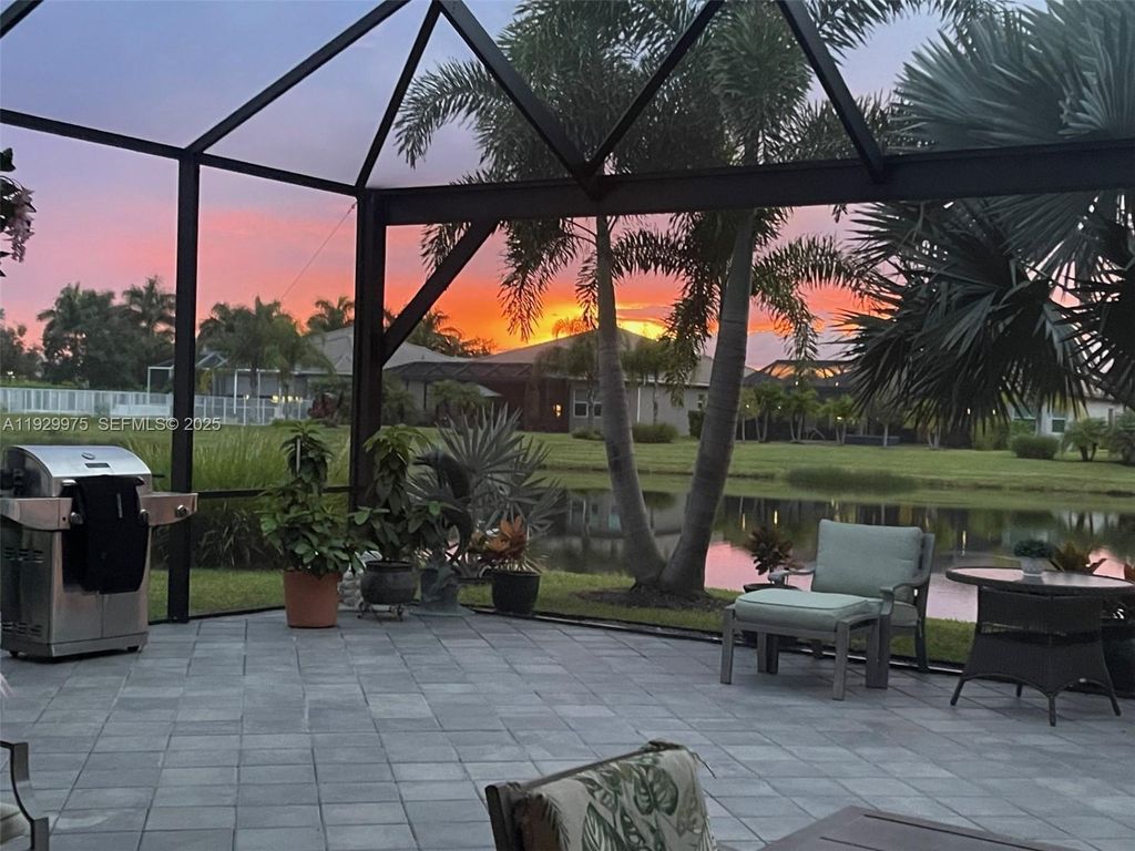 Image 62 of property listing at 11051 SW Ivory Springs Ln, Port St. Lucie, FL 34987