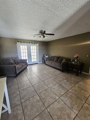 2724 SE 46th Street, Oklahoma City, OK 73129
