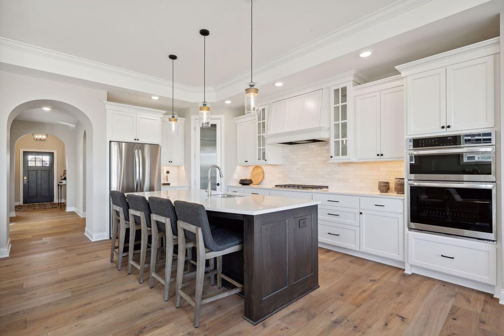 9144 Mills Drive, Chanhassen, MN 55317 — photo 3