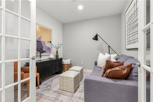 141 East Point Drive 309, East Providence, RI 02916