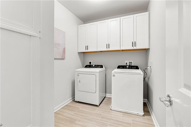 141 East Point Drive 309, East Providence, RI 02916