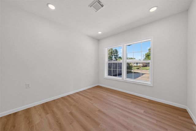 6510 Mardale Drive, Houston, TX 77016