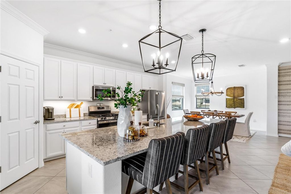 Image 19 of property listing at 6015 WORSHAM LANE 103, Bradenton, FL 34211