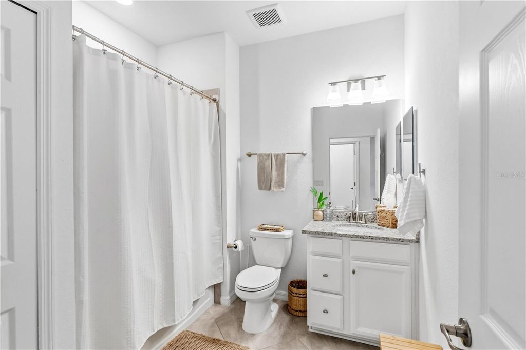 Image 42 of property listing at 6015 WORSHAM LANE 103, Bradenton, FL 34211