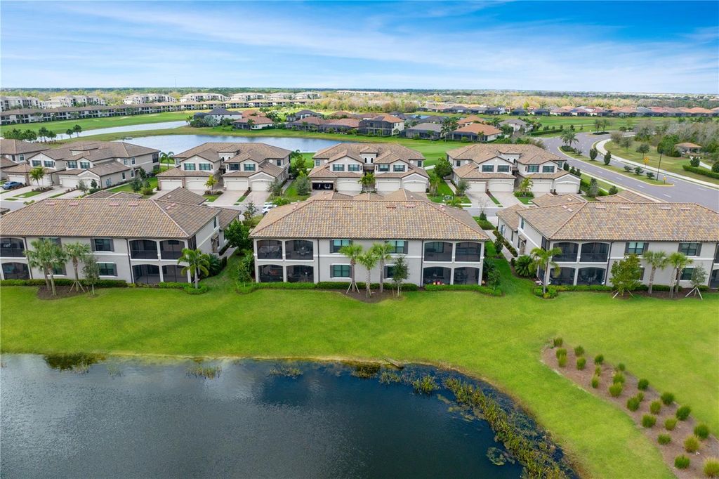 Image 59 of property listing at 6015 WORSHAM LANE 103, Bradenton, FL 34211