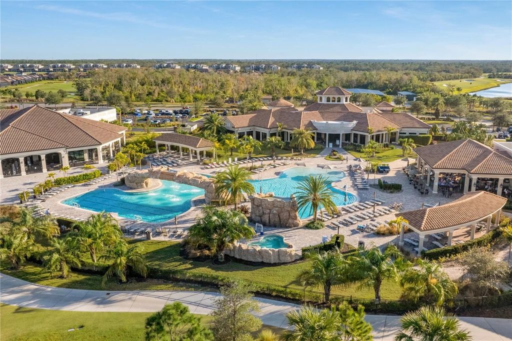 Image 68 of property listing at 6015 WORSHAM LANE 103, Bradenton, FL 34211