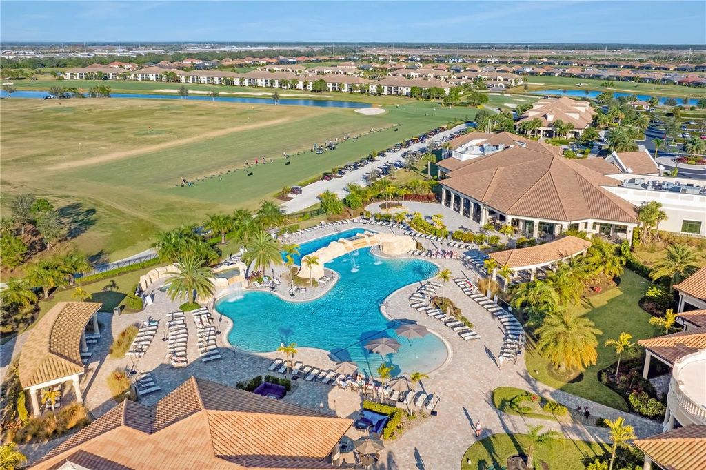 Image 70 of property listing at 6015 WORSHAM LANE 103, Bradenton, FL 34211