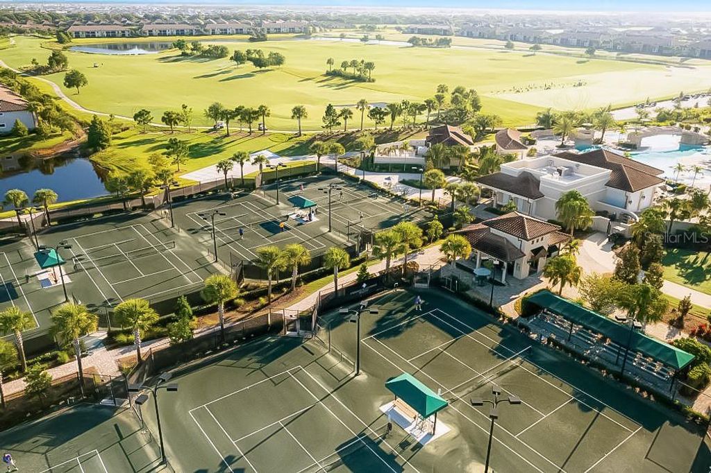 Image 90 of property listing at 6015 WORSHAM LANE 103, Bradenton, FL 34211