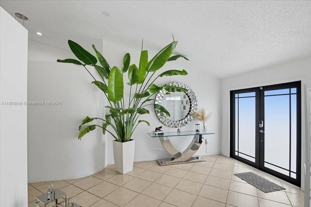 18775 NW 80th Ave 18775, Hialeah, FL 33015