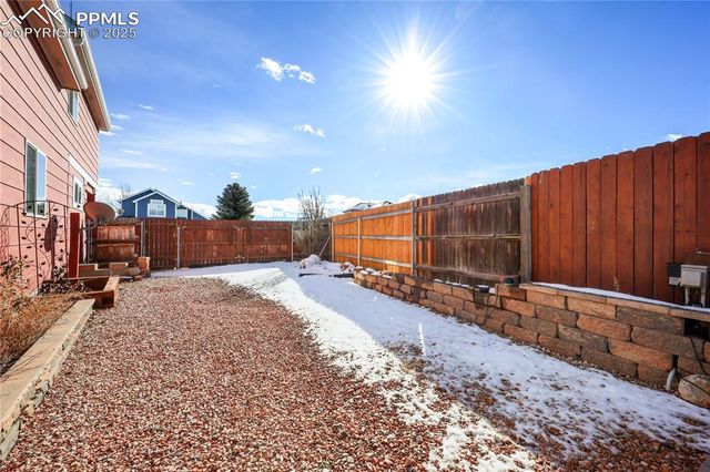 5208 Prairie Grass Lane, Colorado Springs, CO 80922