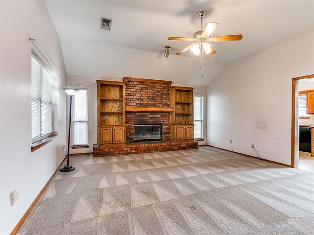 1653 NE 9th Street, Moore, OK 73160