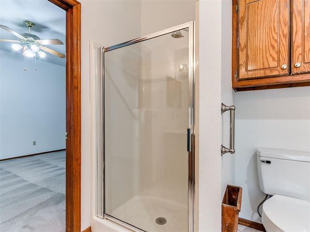 1653 NE 9th Street, Moore, OK 73160