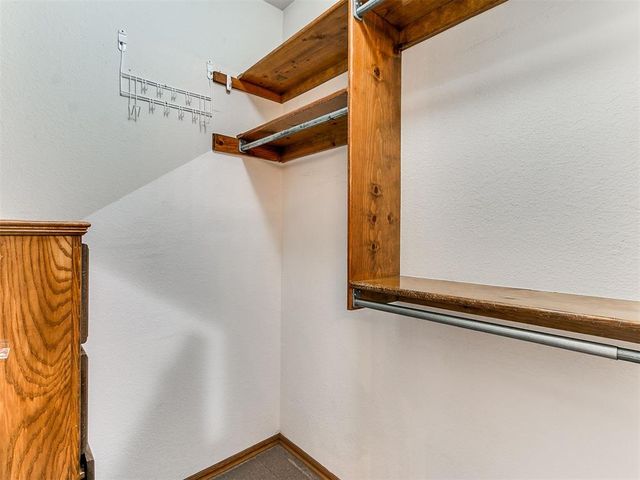 1653 NE 9th Street, Moore, OK 73160