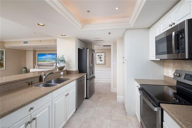 6361 Pelican Bay BLVD 702, Naples, FL 34108