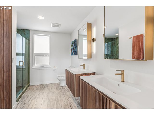 3435 Ne 51ST Ave, Portland, OR 97213