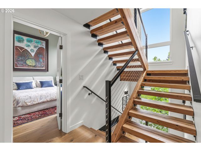 3435 Ne 51ST Ave, Portland, OR 97213