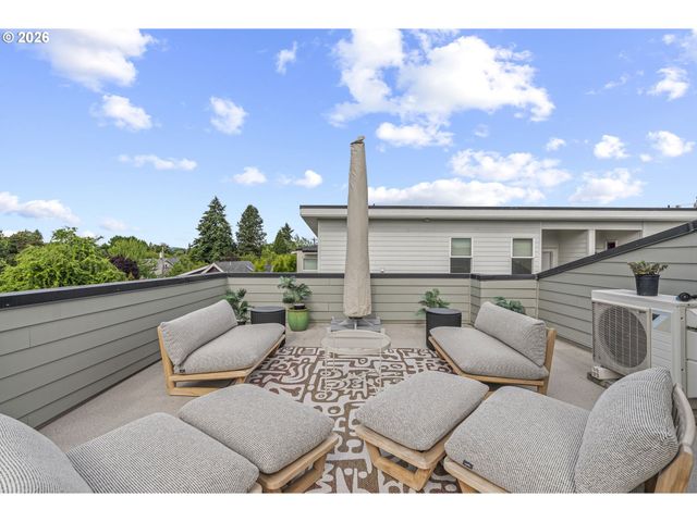 3435 Ne 51ST Ave, Portland, OR 97213