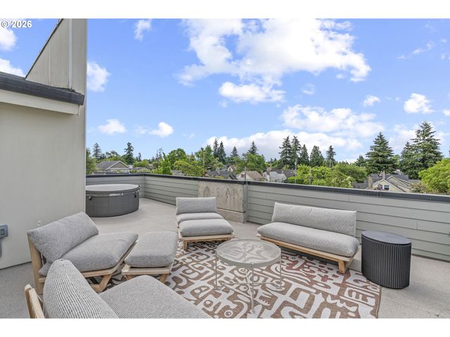 3435 Ne 51ST Ave, Portland, OR 97213