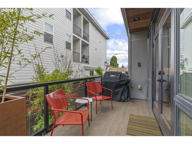 3435 Ne 51ST Ave, Portland, OR 97213