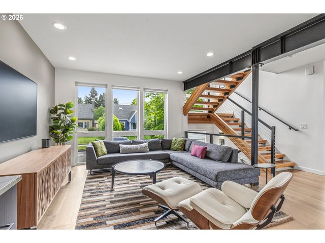 3435 Ne 51ST Ave, Portland, OR 97213