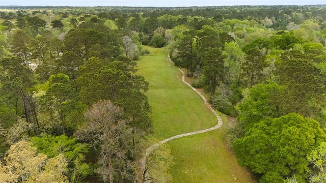 12175 Mustang Avenue, Willis, TX 77378