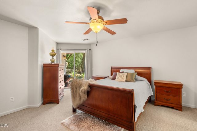 2749 Jumpoff Joe Creek Road, Grants Pass, OR 97526