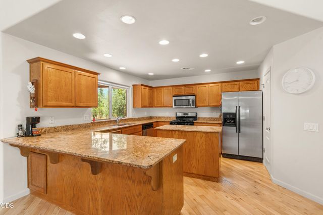 2749 Jumpoff Joe Creek Road, Grants Pass, OR 97526