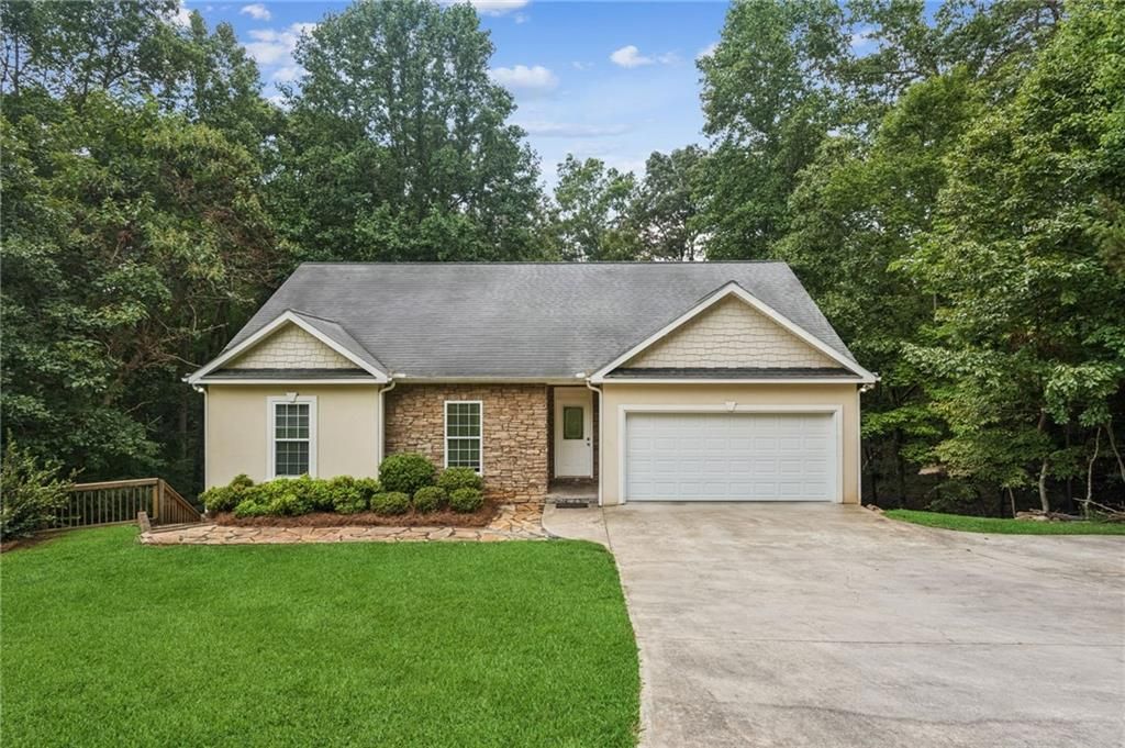 516 Golden Avenue, Dahlonega, GA 30533