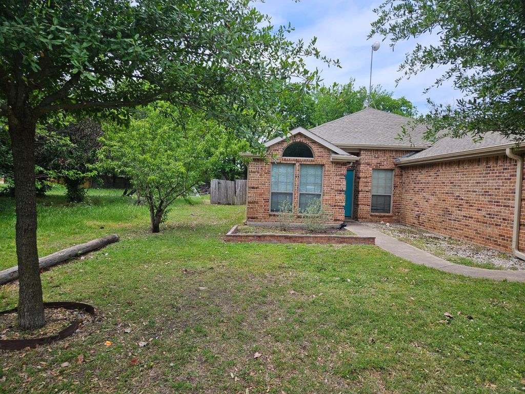 612 S Interurban Street, Anna, TX 75409