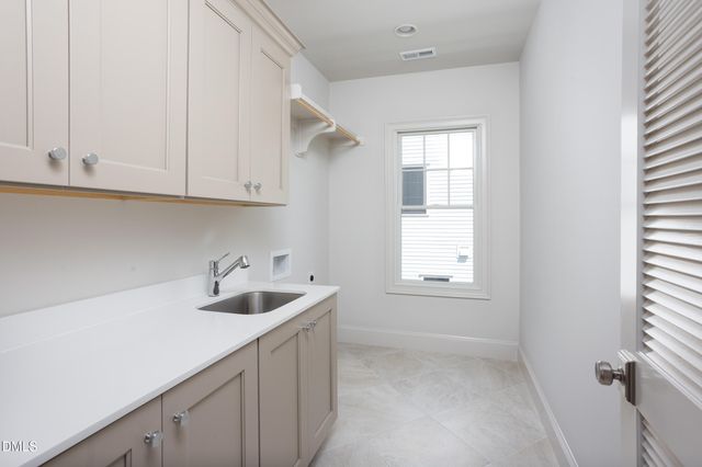 2005 Cotswood Lane, Durham, NC 27707