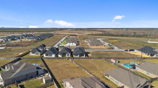 12302 Mead Grove Drive, Texas City, TX 77591