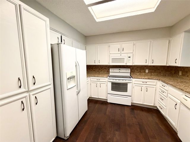 2810 Stewart Drive, Waco, TX 76708