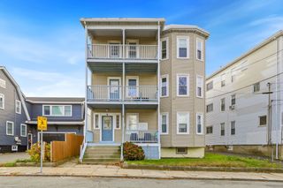 9 Atlantic St 2, Winthrop, MA 02152