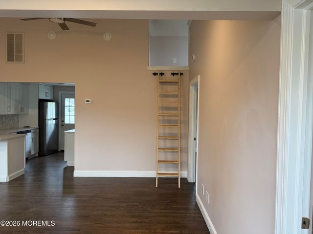 71 Bay Avenue, North Middletown, NJ 07748