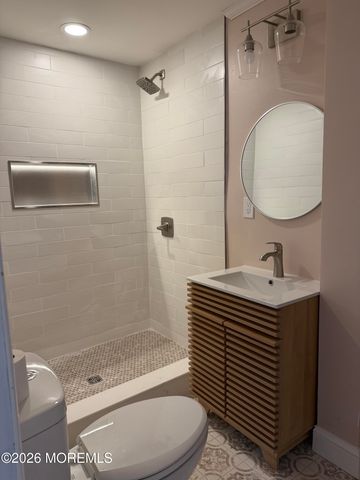 71 Bay Avenue, North Middletown, NJ 07748