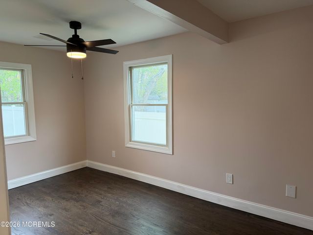 71 Bay Avenue, North Middletown, NJ 07748
