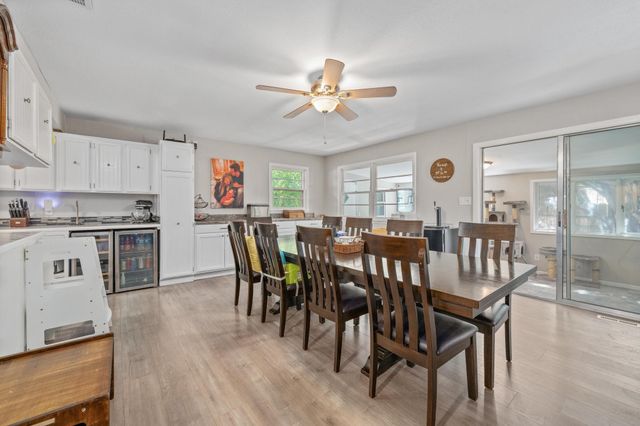 1115 W 29th St S, Wichita, KS 67217