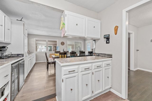 1115 W 29th St S, Wichita, KS 67217