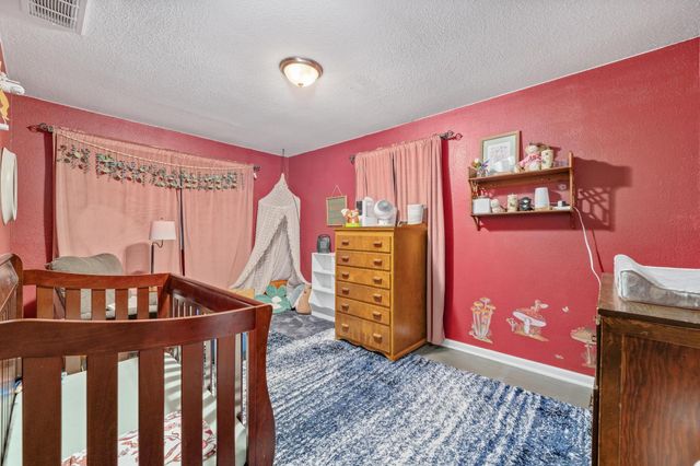 1115 W 29th St S, Wichita, KS 67217