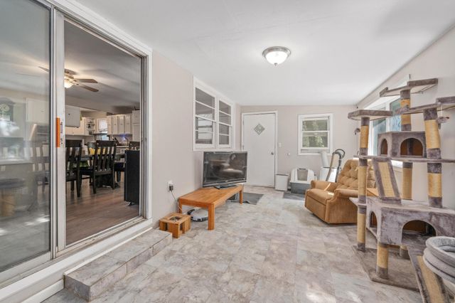 1115 W 29th St S, Wichita, KS 67217