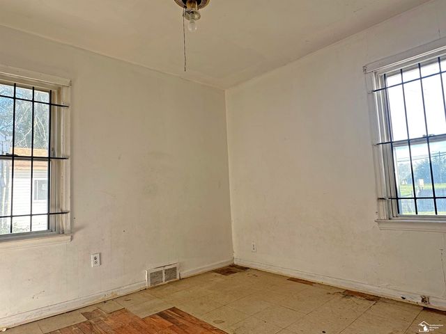 12214 Vaughan Street, Detroit, MI 48228