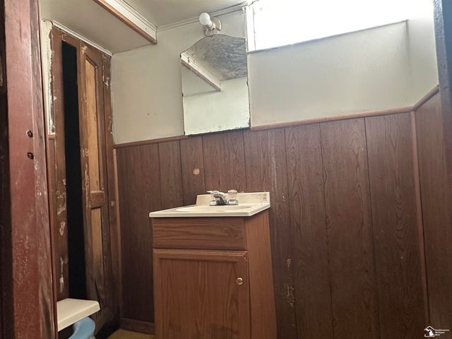 12214 Vaughan Street, Detroit, MI 48228