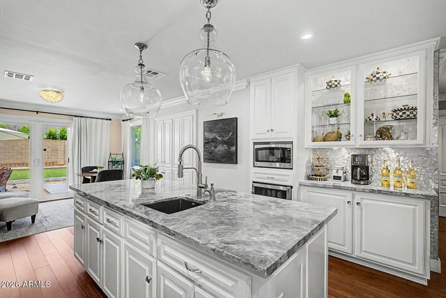 3628 E FAIRMOUNT Avenue, Phoenix, AZ 85018