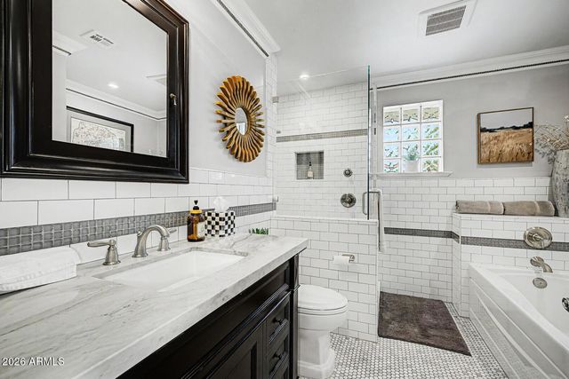 3628 E FAIRMOUNT Avenue, Phoenix, AZ 85018